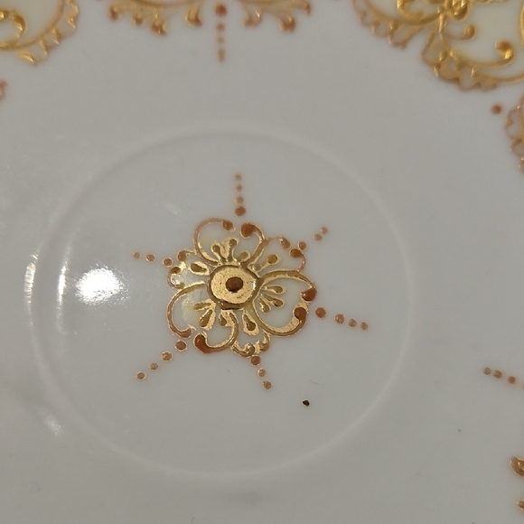 Vintage Teacup and Saucer Set - Cream And Gold - Handpainted - Picture 10 of 14